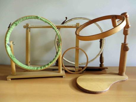 Escuela de bordado: Herramientas y materiales para bordar a mano / Embroidery School: Tools and materials for hand embroidery