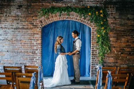 Algo nuevo, algo prestado y algo azul...o vaquero