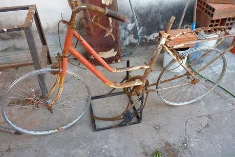 Bicicletas recicladas para poner plantas