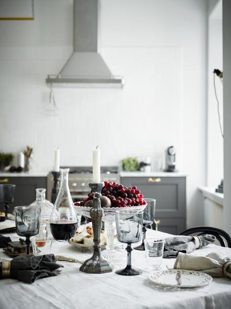 ultimas tendencias cocinas estilo nórdico electrodomésticos integrados decoración cocinas cocinas nórdicas cocinas grises modernas cocinas blancas pequeñas cocinas blancas modernas cocina de madera gris y encimera de mármol blog decoración nordica escandinava 