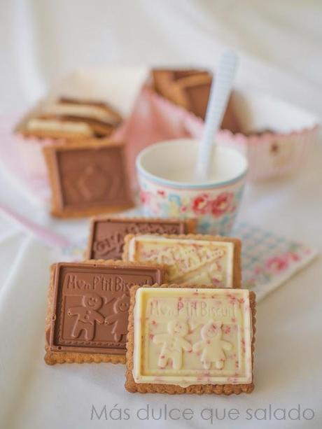 Galletas de mantequilla con chocolatina {Galletas tipo Petit écolier}