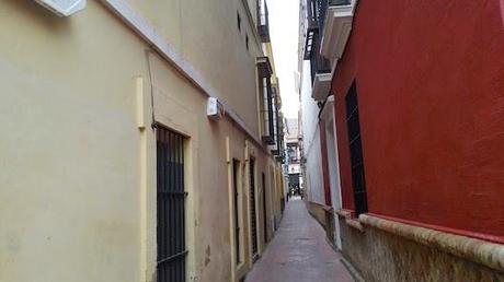 Paseando por un barrio de Sevilla