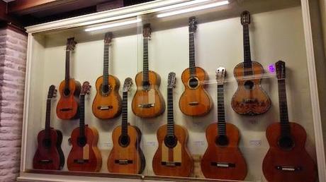 Paseando por un barrio de Sevilla