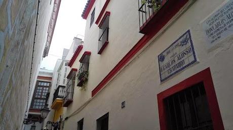 Paseando por un barrio de Sevilla