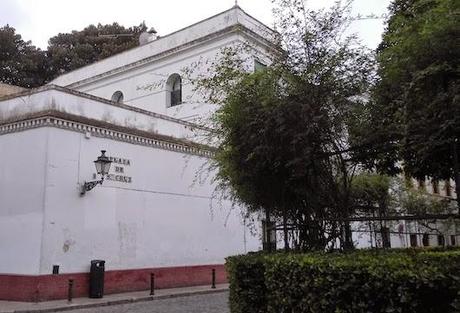 Paseando por un barrio de Sevilla