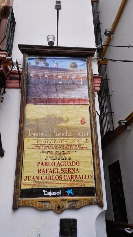 Paseando por un barrio de Sevilla