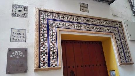 Paseando por un barrio de Sevilla