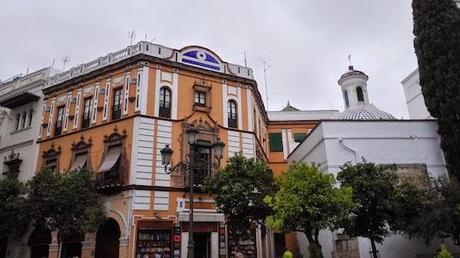 Paseando por un barrio de Sevilla