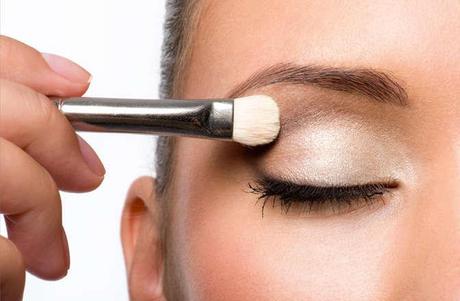 Para perezosas : Maquillaje express