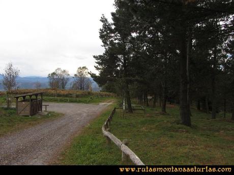 Ruta Deva, Gavio Cimero, Fario, Peña Cuatro Jueces: Area recreativa Loma de Siero