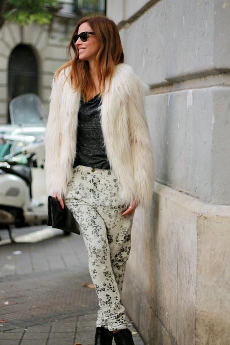 Abrido de pelo blanco