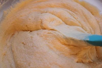 Bizcocho Cremoso de Mascarpone con Nata al Aroma de Vainilla.