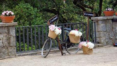 Pon una bicicleta vintage en la decoración de tu boda