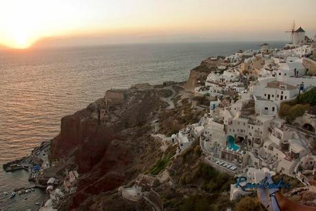 SANTORINI: La perla del Mar Egeo SANTORINI: La perla del Mar Egeo