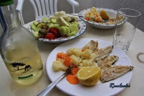 SANTORINI: La perla del Mar Egeo SANTORINI: La perla del Mar Egeo