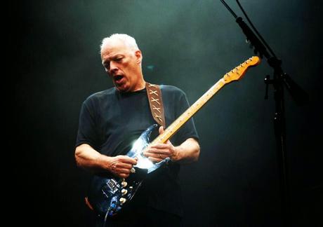 DAVID GILMOUR PUBLICARÁ ÁLBUM EN SOLITARIO EN 2015 Y PLANEA SU GIRA CORRESPONDIENTE