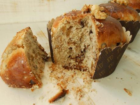 Pan dulce con frutos secos (Panettone)