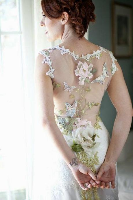 espalda novia flores