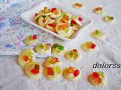 Bocados dulces chocolate blanco frutas confitadas