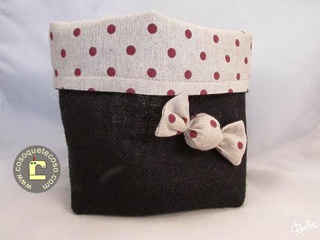Cesta de arpillera negra y loneta de lunares Cesta de arpillera negra y loneta de lunares