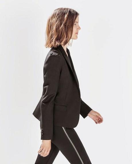 Look Total Black Look Total Black