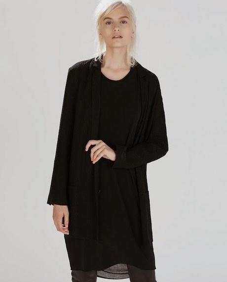 Look Total Black Look Total Black