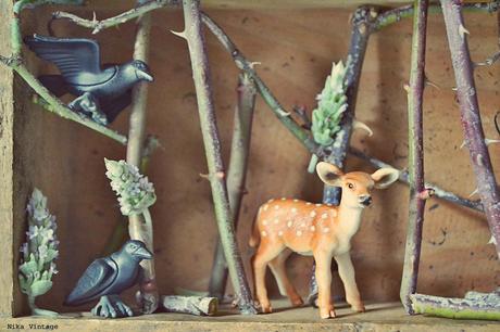 diy, hazlo tu mismo, diorama, bosque, bambi, ciervo, cuervo, diorama bosque, cajon madera