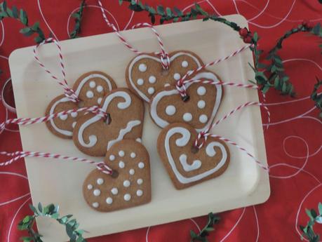 GALLETAS DE JENGIBRE PARA EL ARBOL...FELIZ FINDE!!!