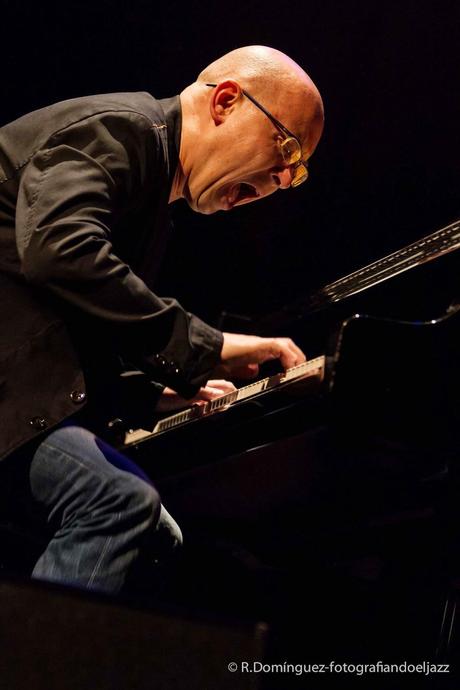 © R.Domínguez - Tomasz Stanko Quartet - Marcin Wasilewski