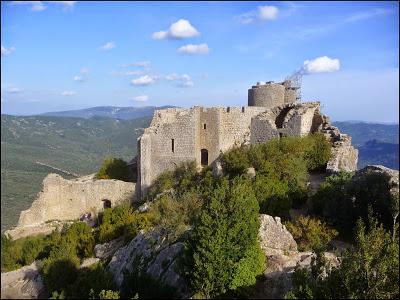 Excursiones por los Castillos Cátaros - Occitània (Francia)