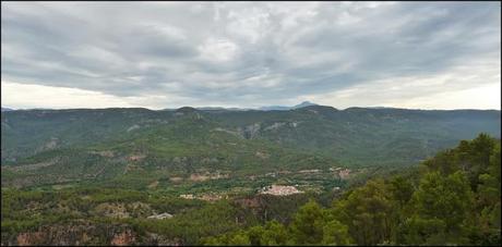 Salto de la Novia de Cirat con Los K2 de las Kumbres