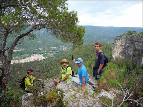 Salto de la Novia de Cirat con Los K2 de las Kumbres