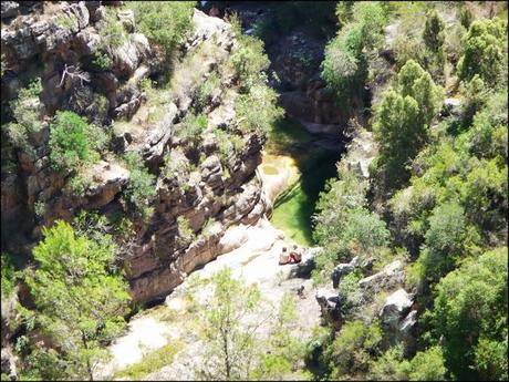 Salto de la Novia de Cirat con Los K2 de las Kumbres