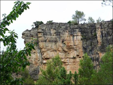Salto de la Novia de Cirat con Los K2 de las Kumbres