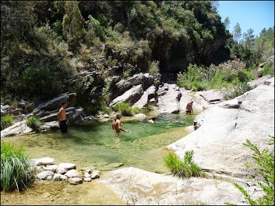 Salto de la Novia de Cirat con Los K2 de las Kumbres