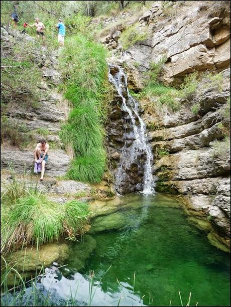 Salto de la Novia de Cirat con Los K2 de las Kumbres