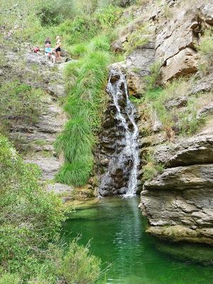 Salto de la Novia de Cirat con Los K2 de las Kumbres