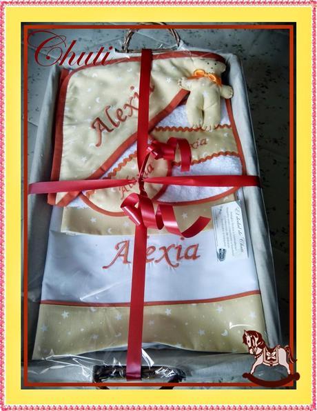 Canastilla y regalo de cumple para Leyre Canastilla y regalo de cumple para Leyre