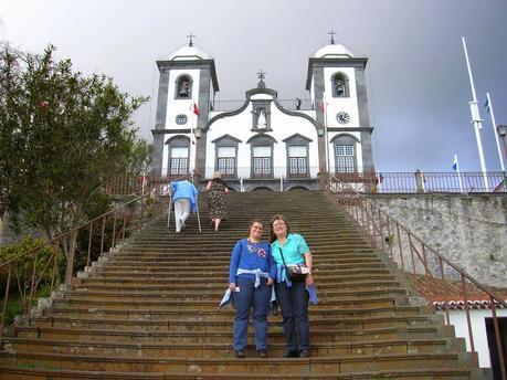 Igleja do Monte, Santuario Ntra. Sra. del Monte, Funchal, Madeira, Portugal, La vuelta al mundo de Asun y Ricardo, round the world, mundoporlibre.com