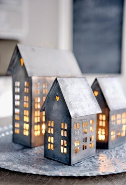 CHRISTMAS DECORATION ENVIRONMENTS