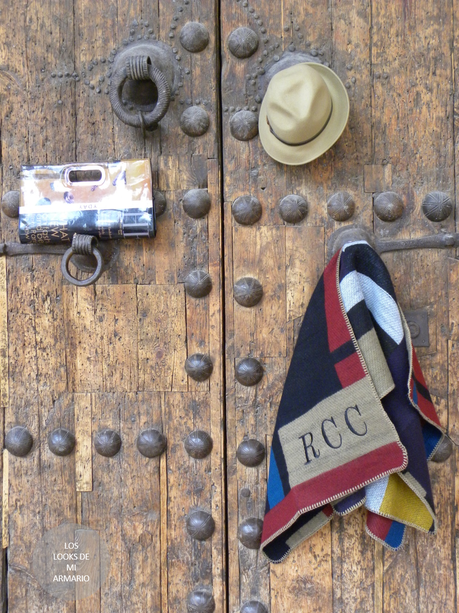 mis looks, outfit capa manta, loook capa manta, Aliexpress, aliexpress capa manta burberry, burberry aliexpress, capa manta, capa manta burberry, capa olivia palermo, clon capa manta burberry, fashion blogger, los looks de mi armario, http://www.loslooksdemiarmario.com/2014/11/cronica-de-un-post-anunciado-outfit-con.html