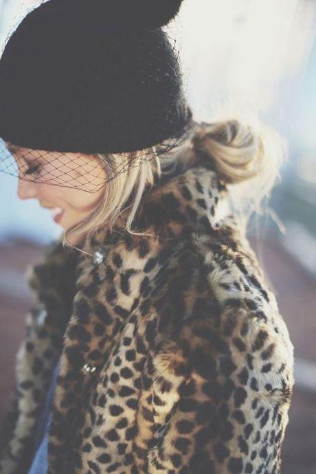 Looks Street: Coat Animal Print