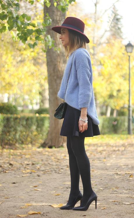 Blue Light Sweater _ Besugarandspice02