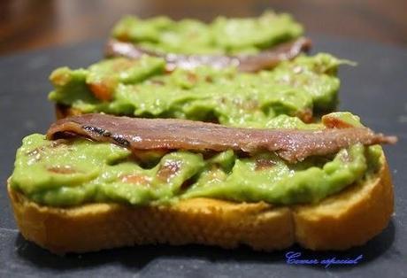 Guacamole con anchoas