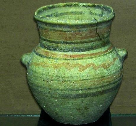 Minas de Riotinto y Nerva: geología desnuda, emporio tartésico de plata entre dehesas verdes.