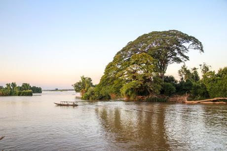Barcas en las 4000 islas