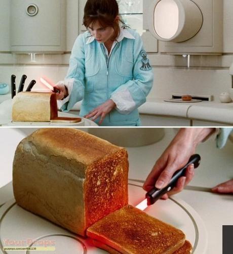 The-Hitchhiker-s-Guide-to-the-Galaxy-Loaf-of-bread-and-lightsaber-knife-4