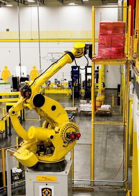 Amazon anuncia la 8va generación de sus centros de distribución con nuevos robots Kiva