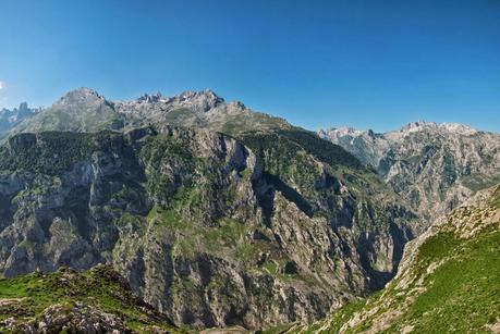 AL LLEROSOS DESDE PONCEBOS (Parte I: Pregüeles - sedo Gavitos - Ondón - Llerosos)