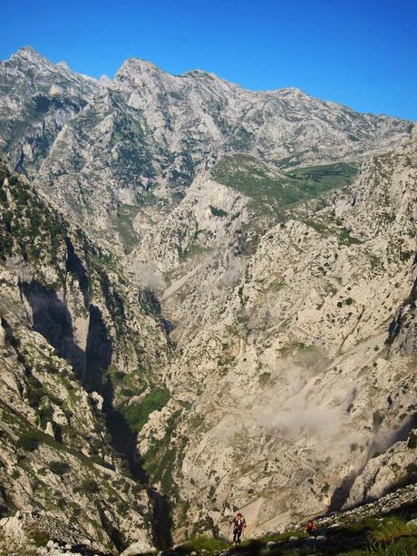 AL LLEROSOS DESDE PONCEBOS (Parte I: Pregüeles - sedo Gavitos - Ondón - Llerosos)